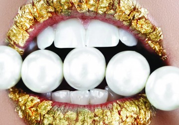 photodune-7064563-stressed-woman-with-computer-and-documents-s